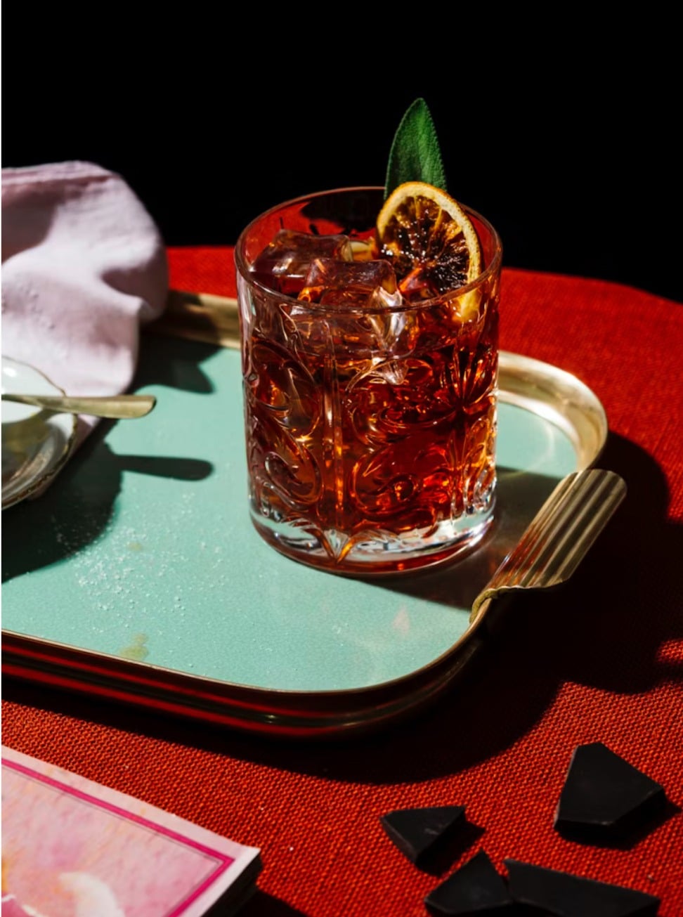 Cocktail Negroni servi au bar du Marinelli